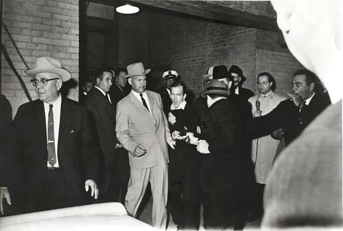 Oswald assassiné par Jack Ruby le 24